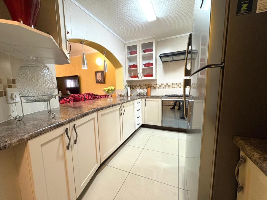 3 Bedroom Property for Sale in Seemeeupark Free State